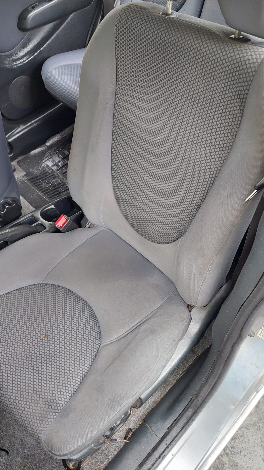 Colchão antes da higienização profunda.